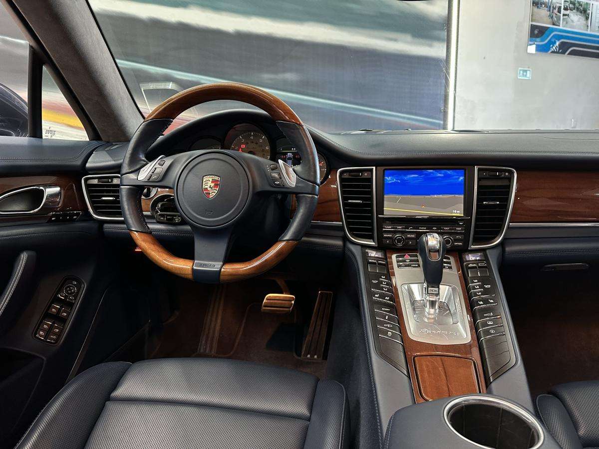 porsche-panamera-2010-gasolina-4800cc