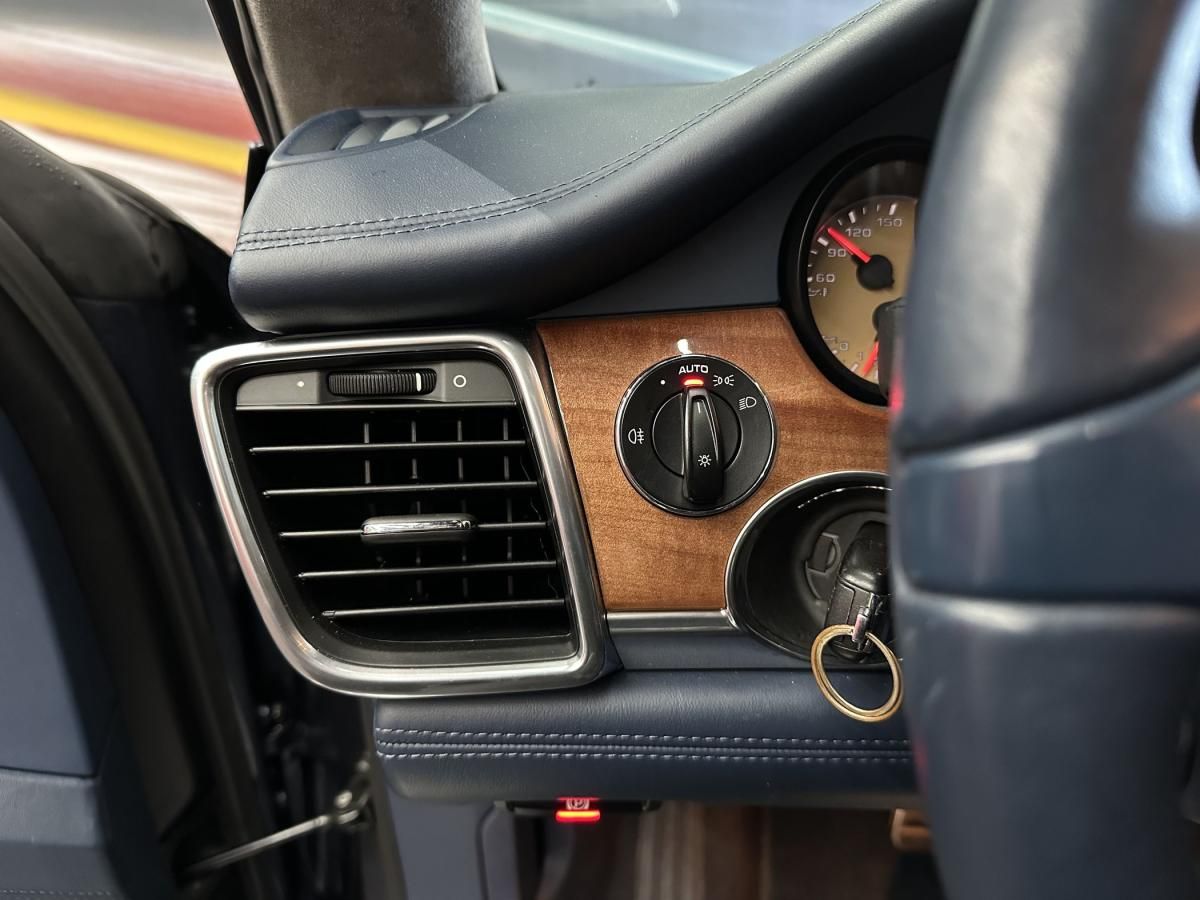 porsche-panamera-2010-gasolina-4800cc