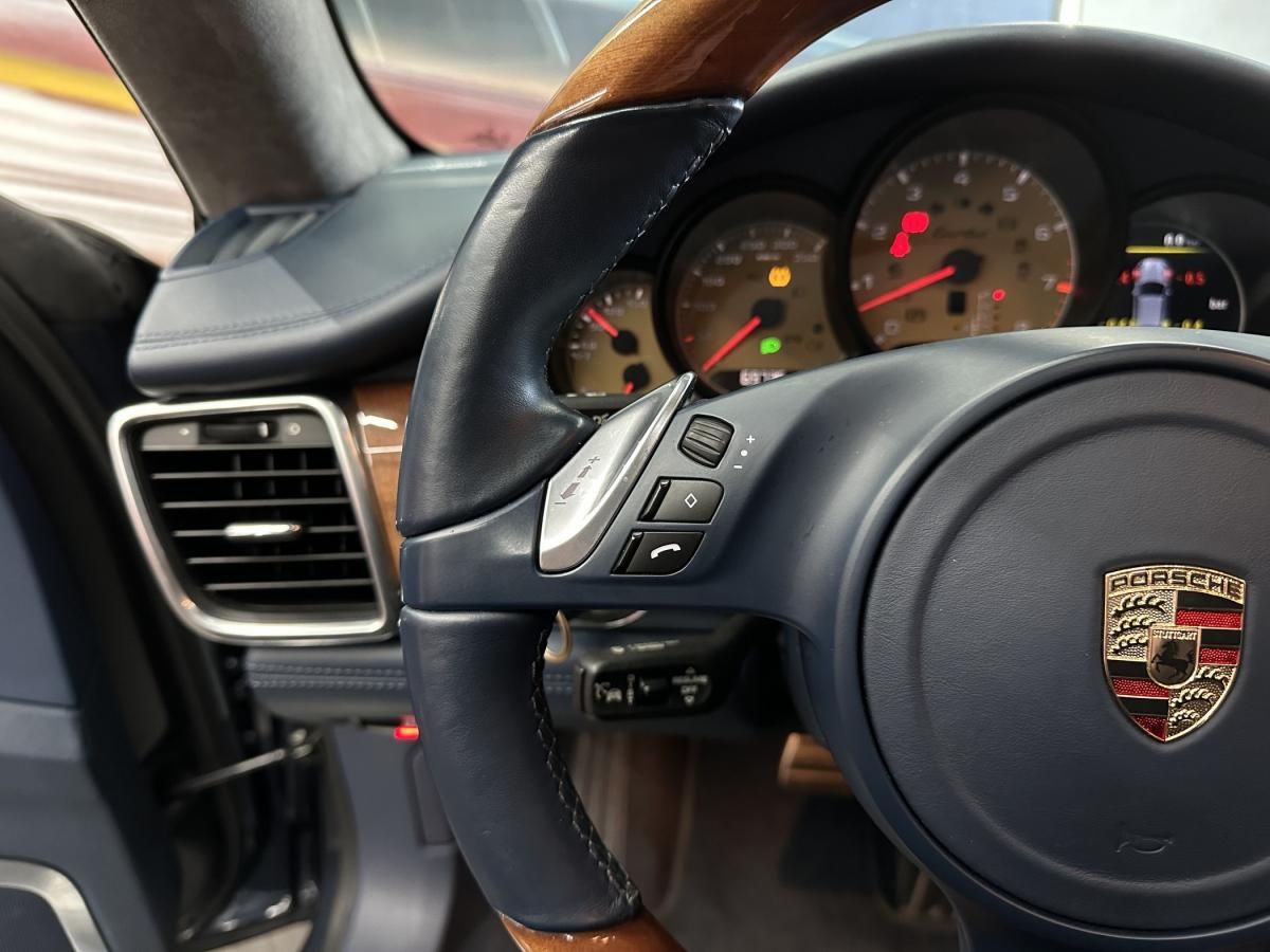 porsche-panamera-2010-gasolina-4800cc