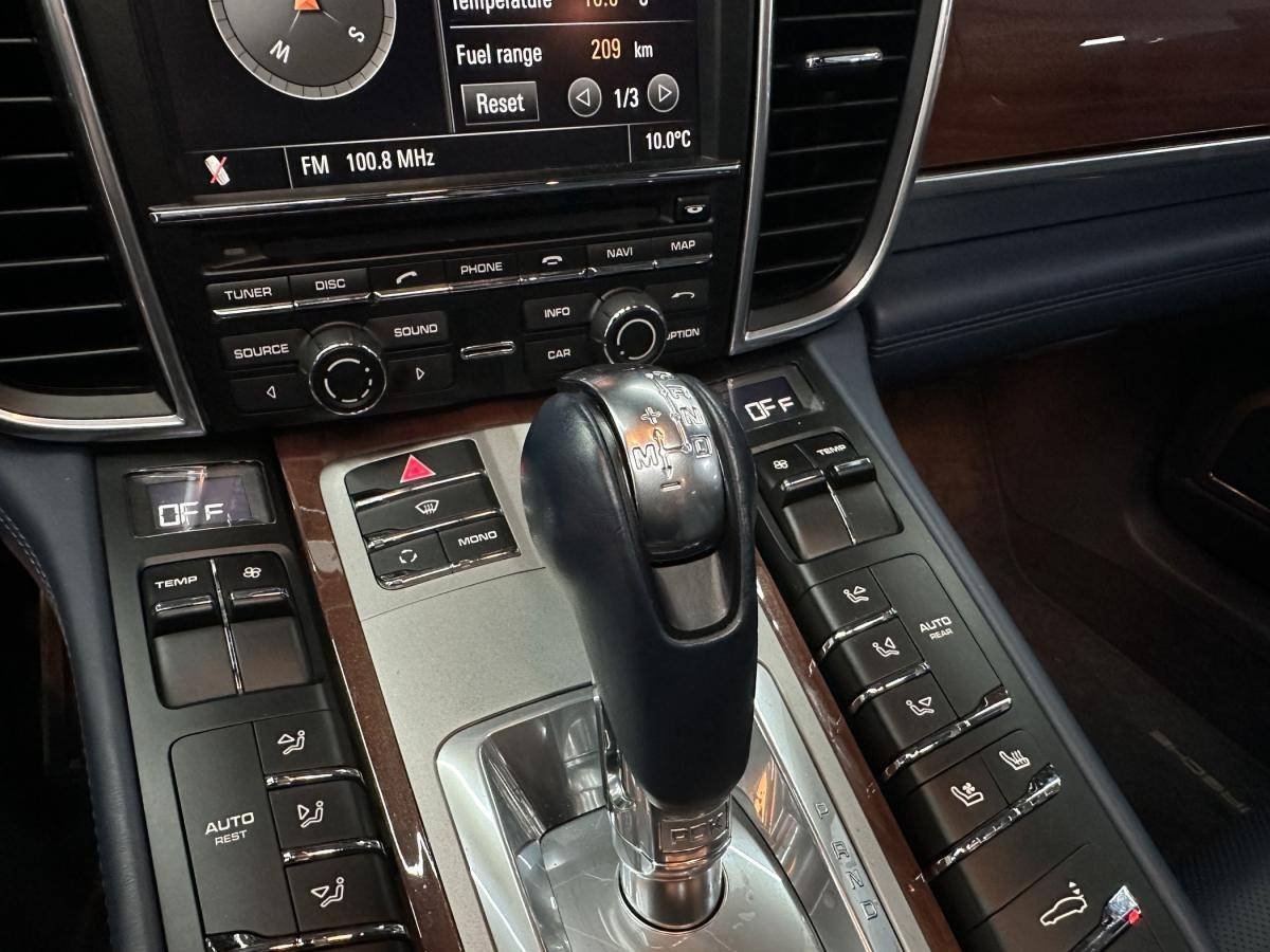 porsche-panamera-2010-gasolina-4800cc