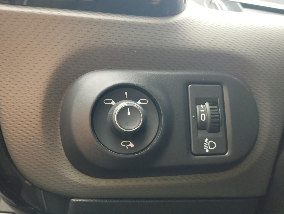 citroen-c4-cactus-2020-diesel-1499cc