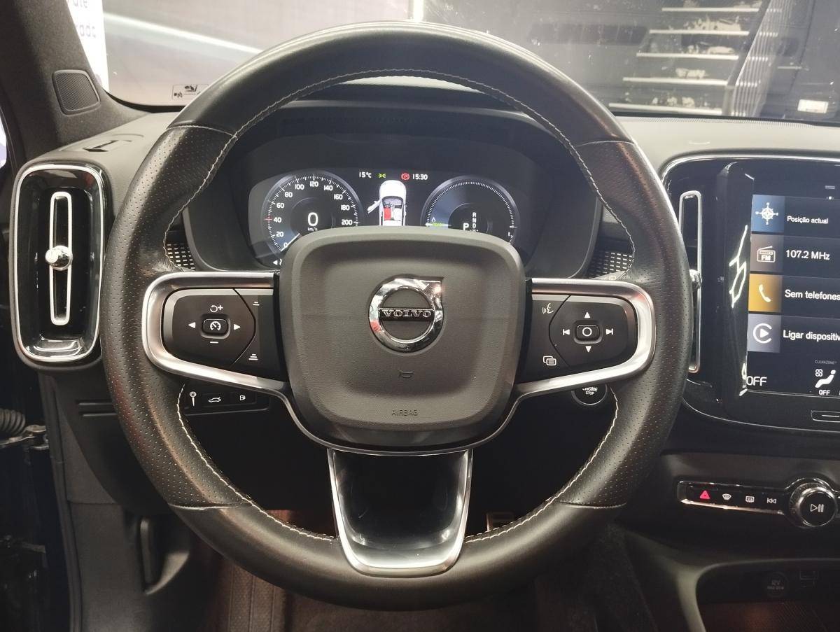 volvo-xc40-2021-hibrido-a-gasolina-1477cc