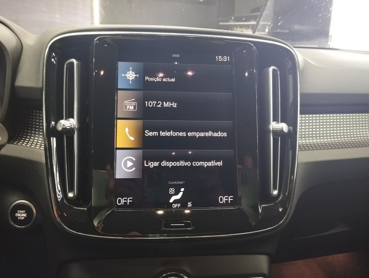 volvo-xc40-2021-hibrido-a-gasolina-1477cc