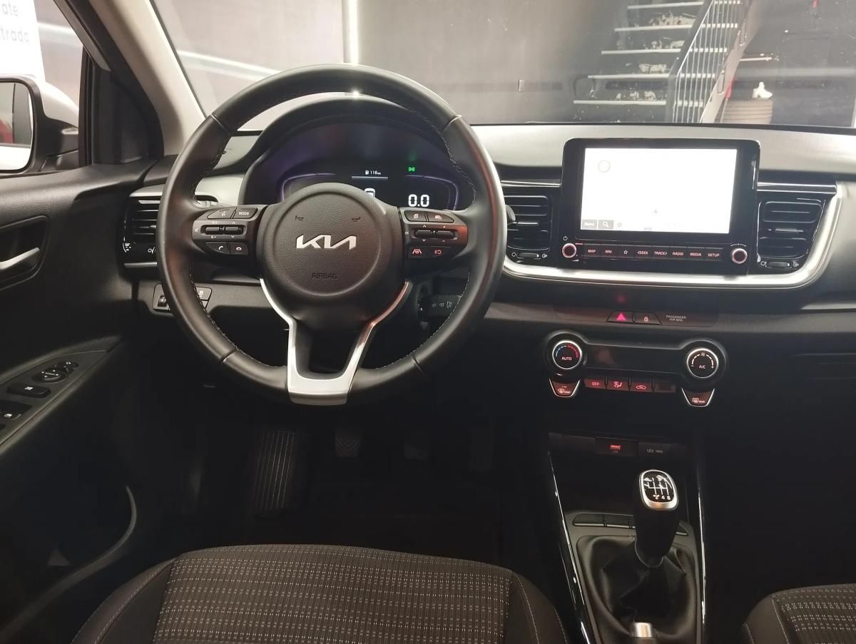 kia-stonic-2025-gasolina-998cc