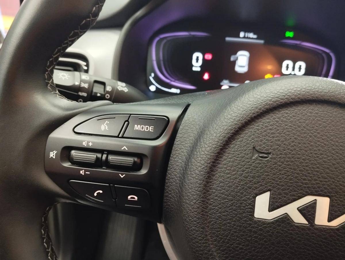 kia-stonic-2025-gasolina-998cc