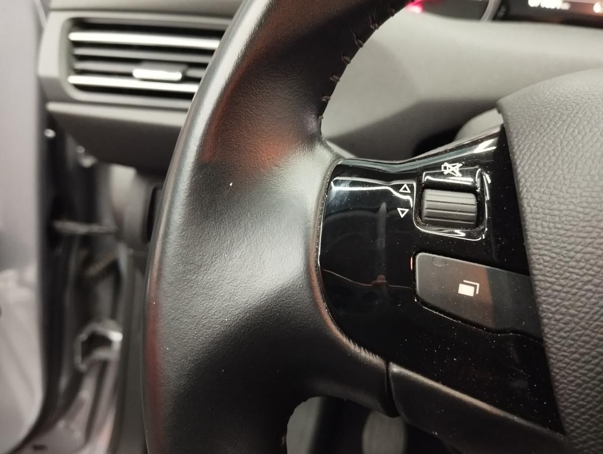 peugeot-308-sw-2021-diesel-1499cc