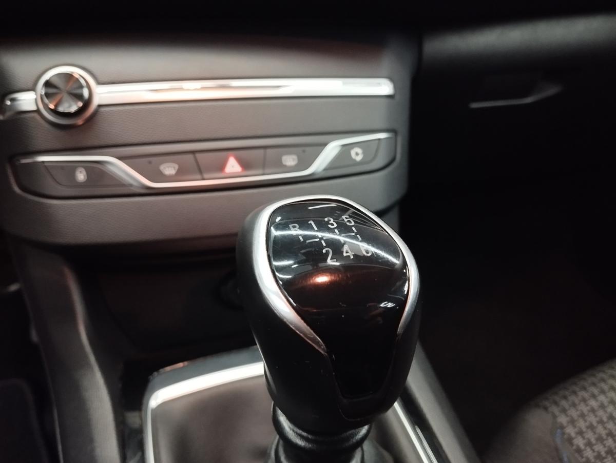 peugeot-308-sw-2021-diesel-1499cc