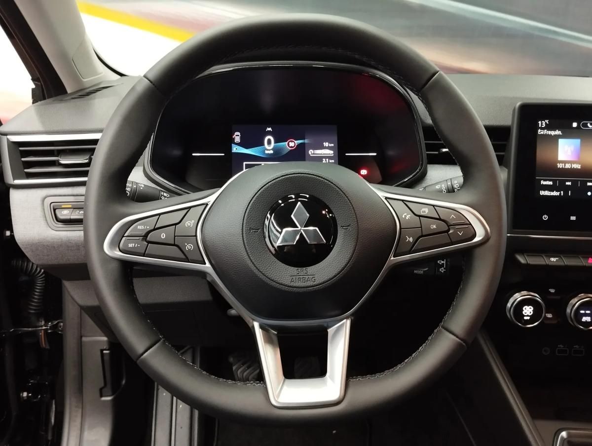 mitsubishi-colt-2025-gasolina-999cc