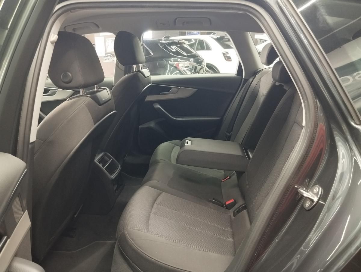 audi-a4-avant-2022-diesel-1968cc