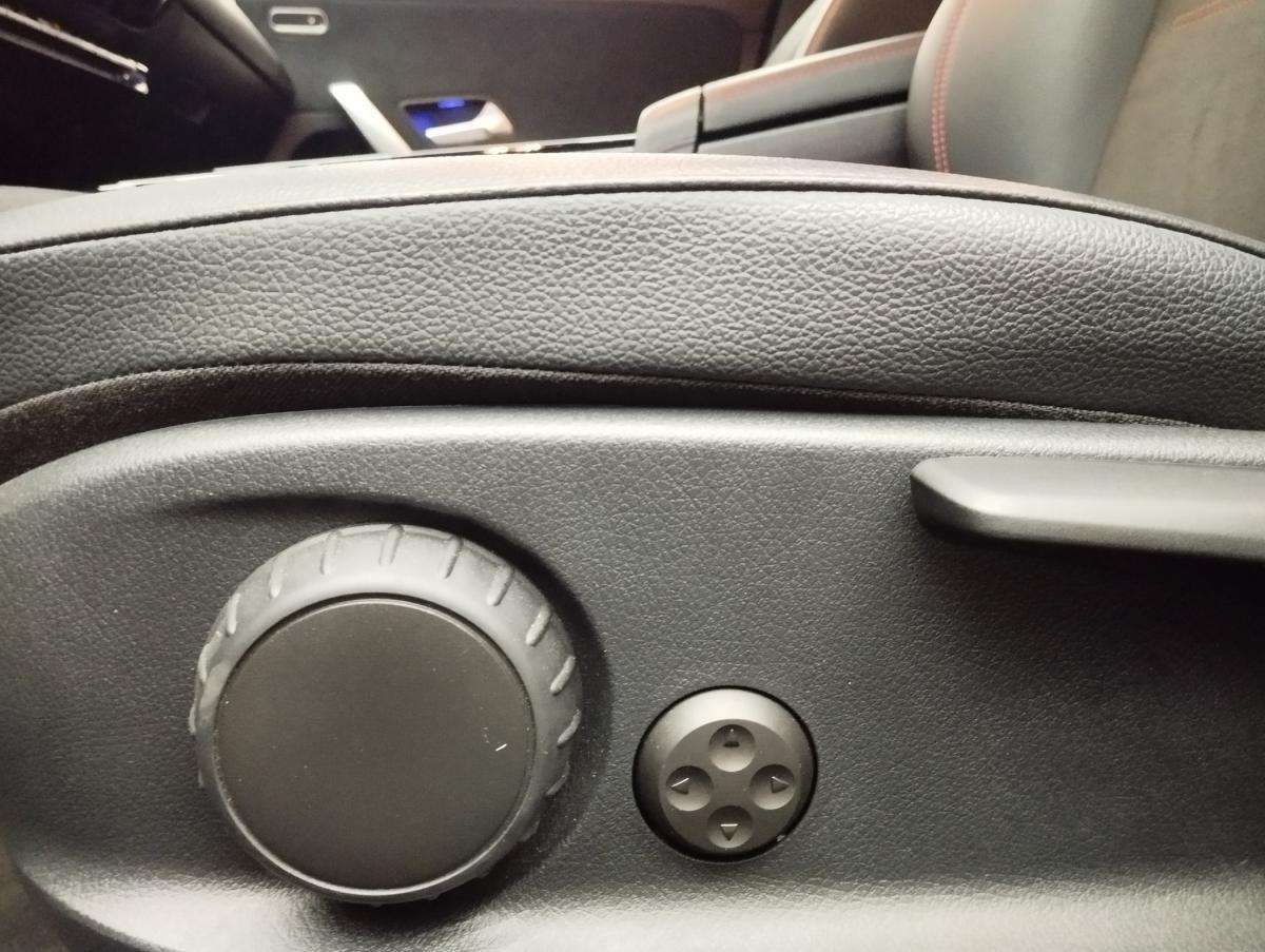 mercedes-benz-classe-a-2023-gasolina-1332cc