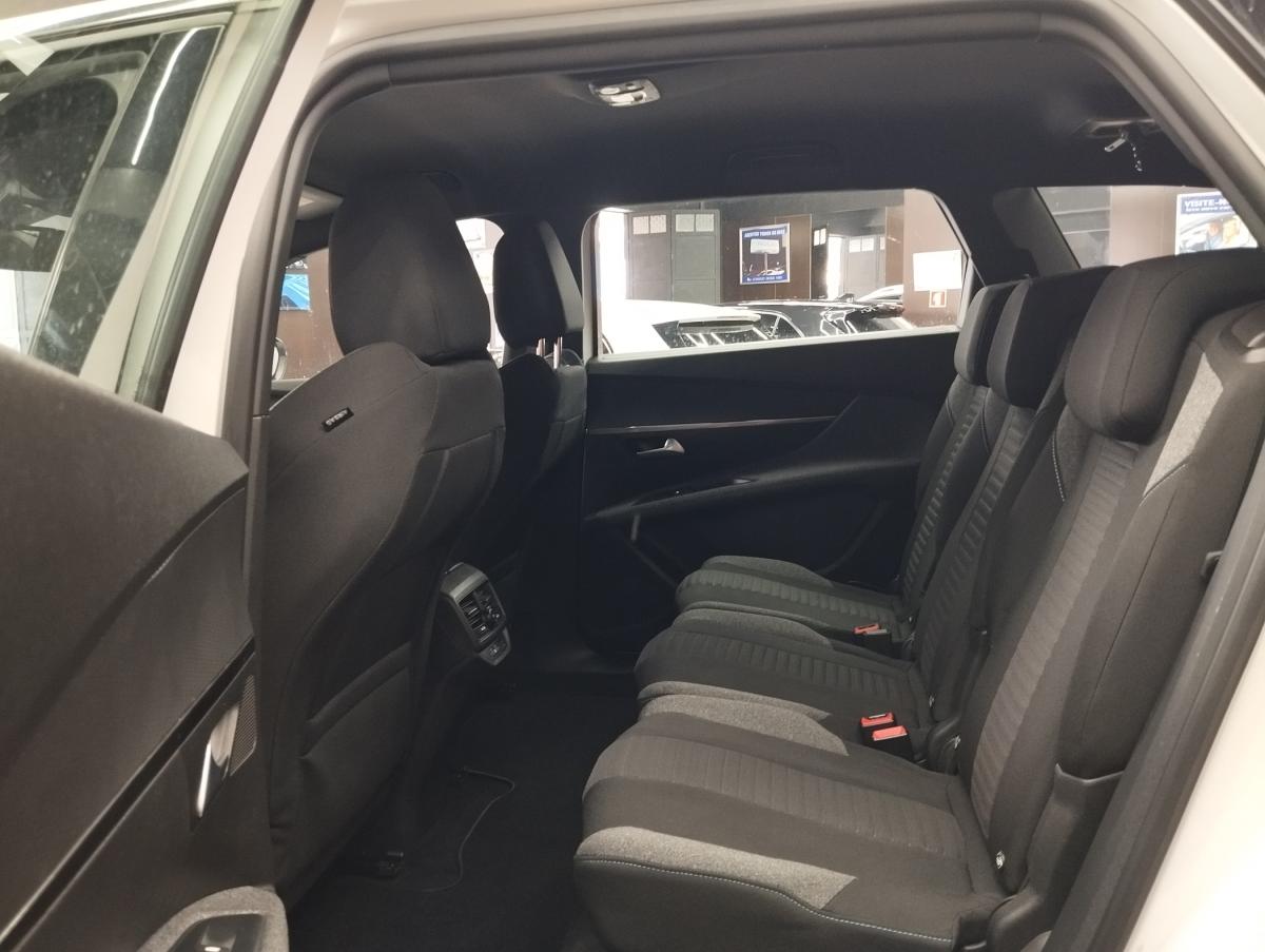 peugeot-5008-2023-diesel-1499cc