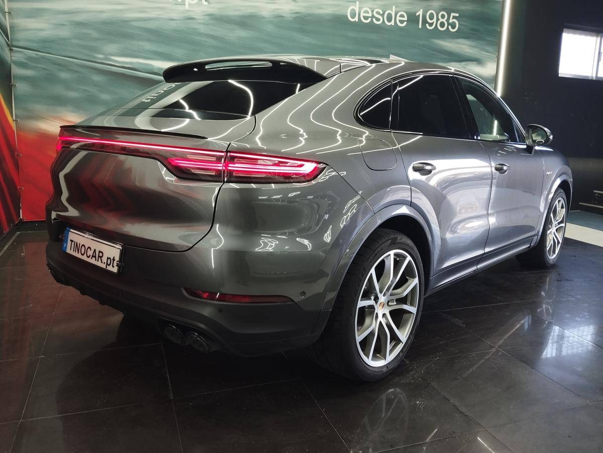 porsche-cayenne-2021-hibrido-a-gasolina-2995cc