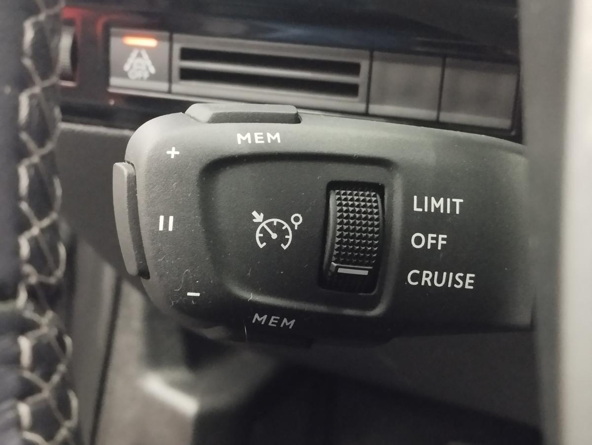 peugeot-508-sw-2023-diesel-1499cc