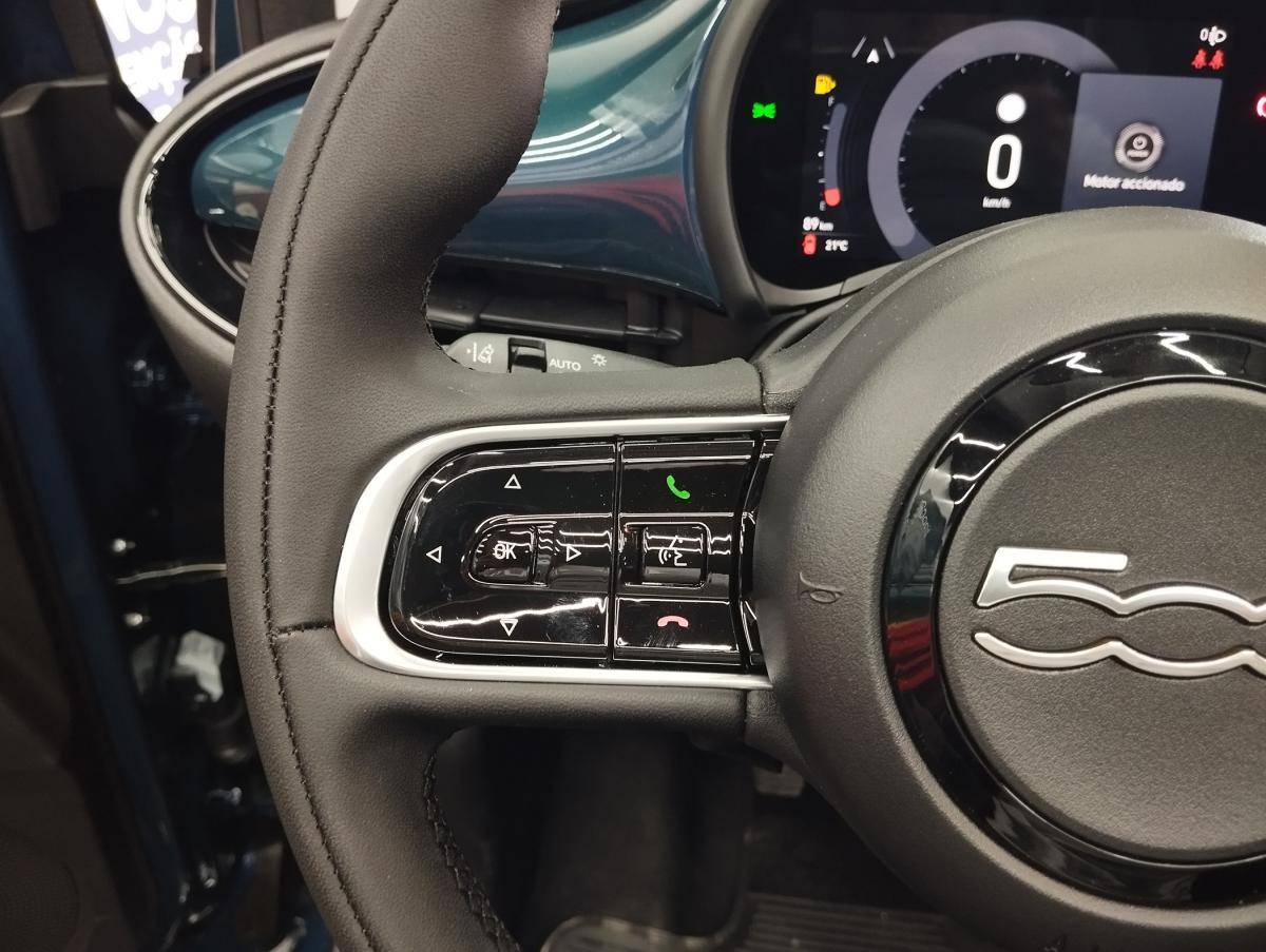 fiat-500c-2025-hibrido-a-gasolina-999cc