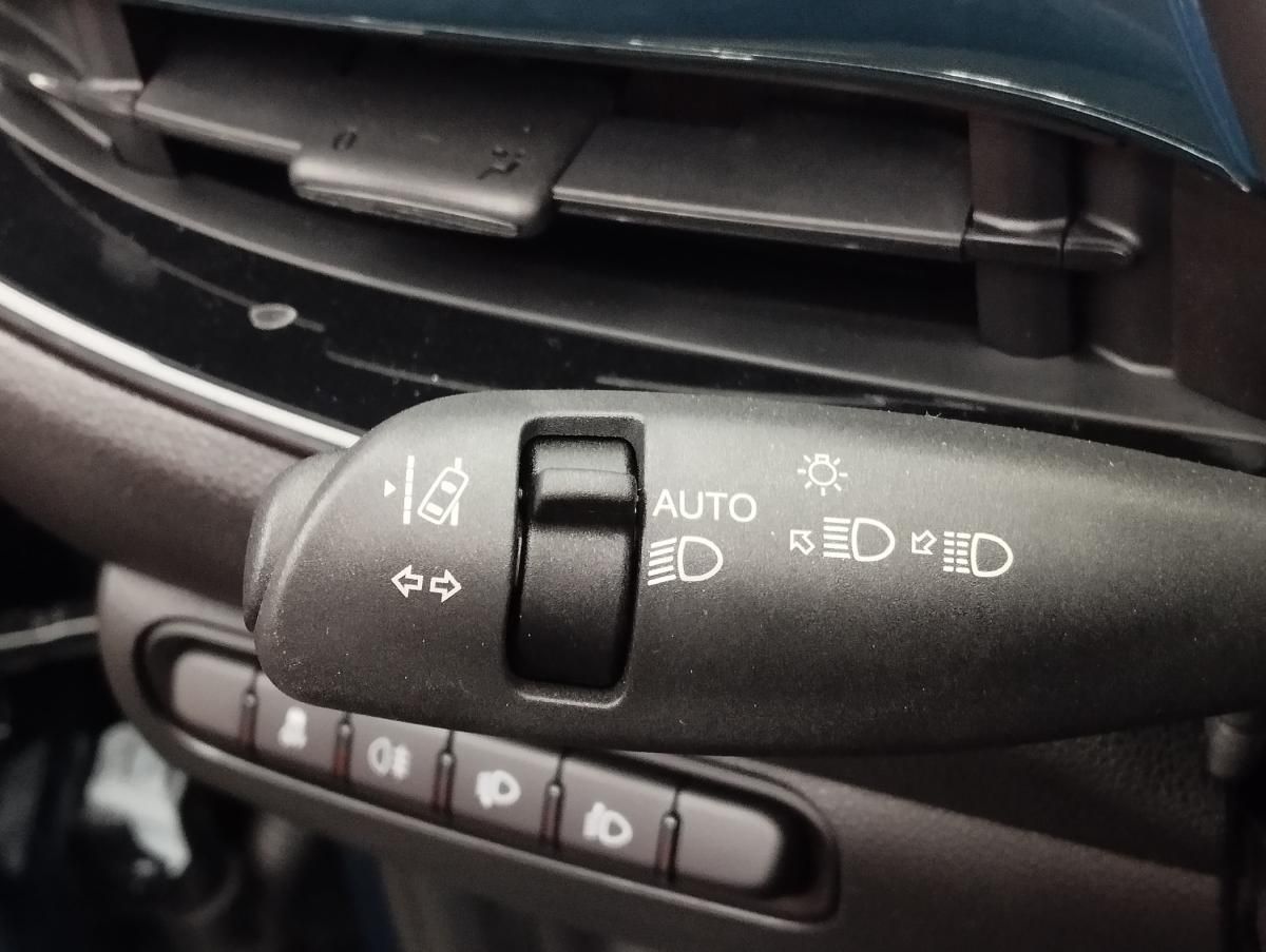 fiat-500c-2025-hibrido-a-gasolina-999cc