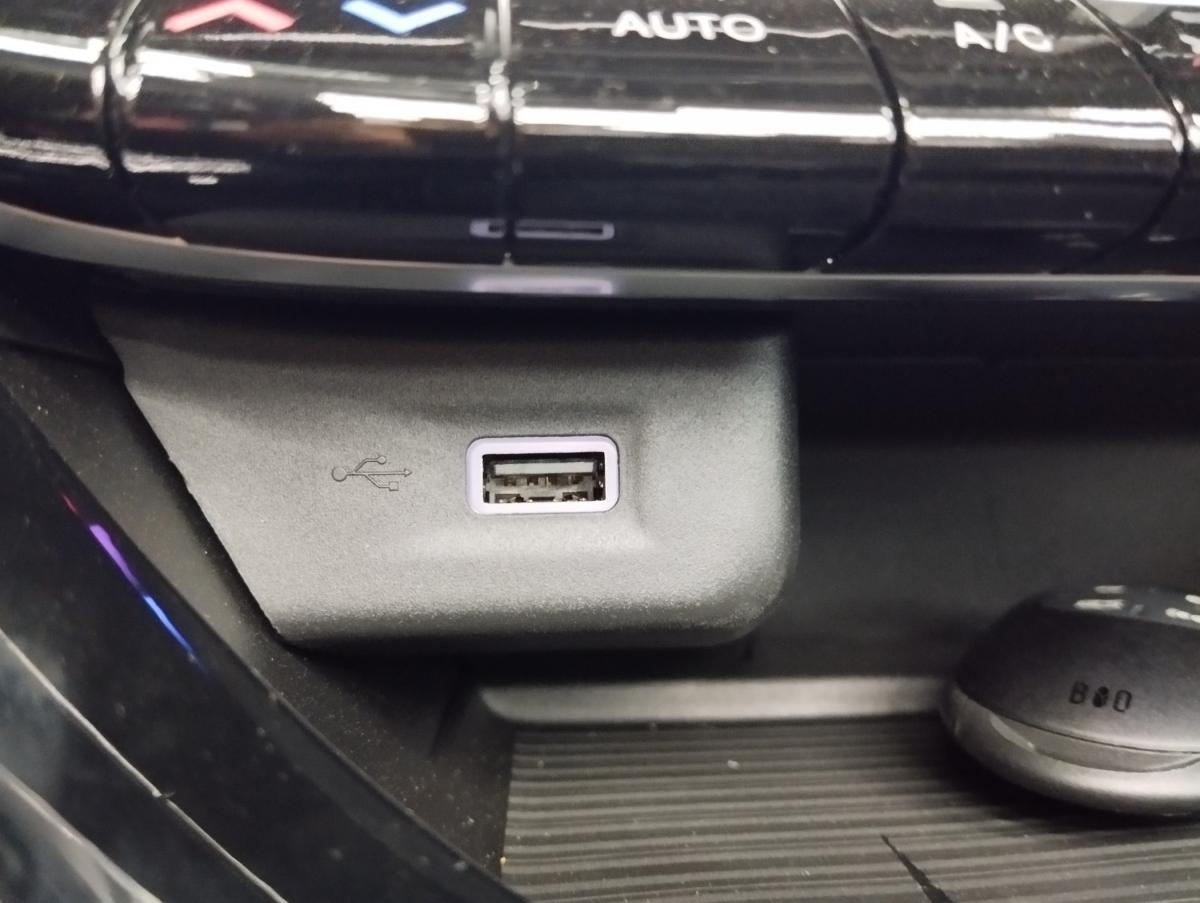 fiat-500c-2025-hibrido-a-gasolina-999cc