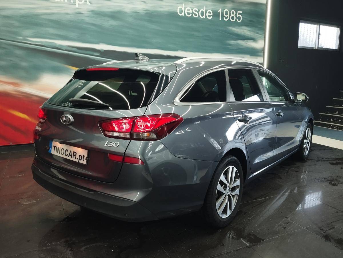 hyundai-i30-sw-2019-diesel-1598cc