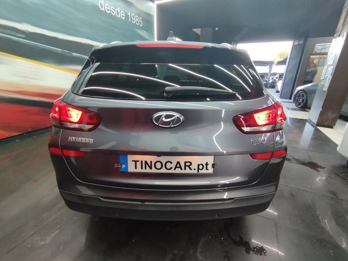 hyundai-i30-sw-2019-diesel-1598cc