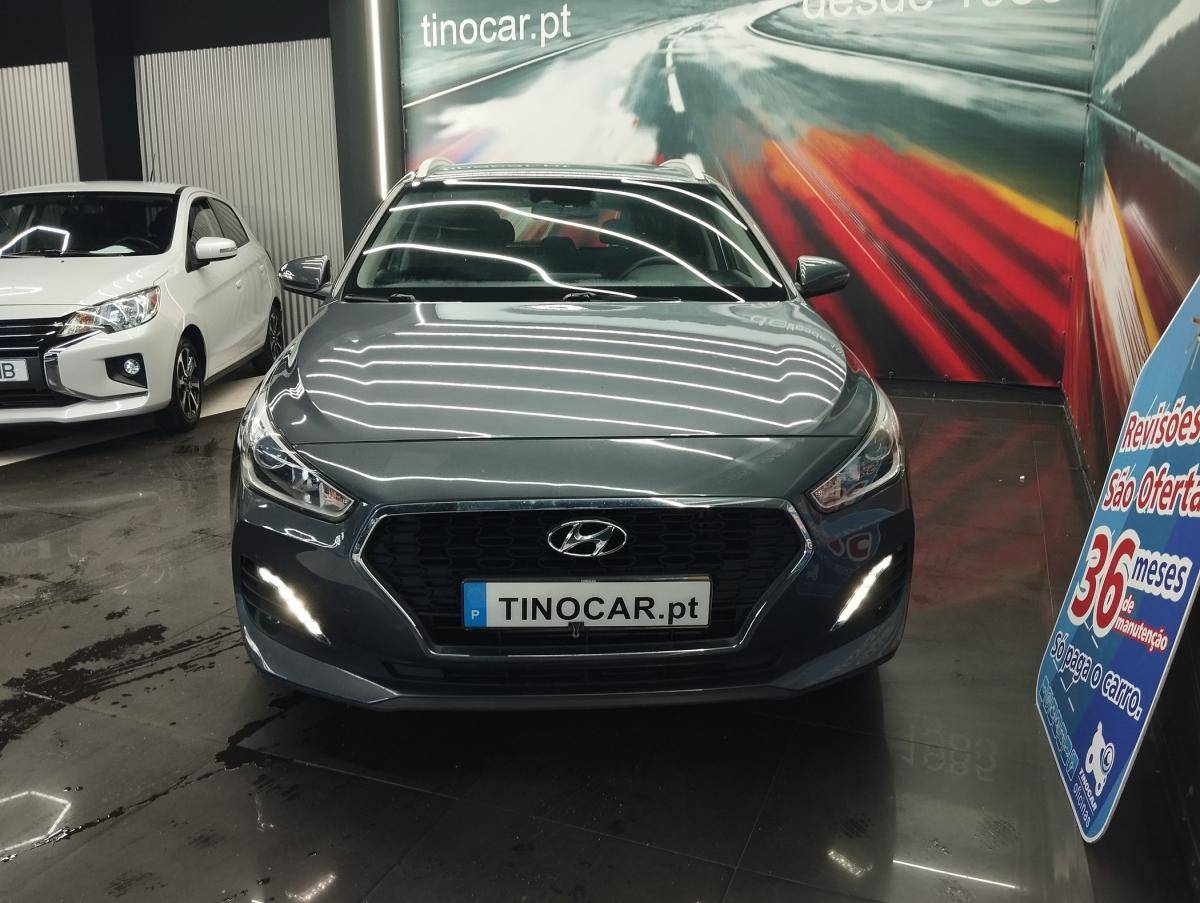 hyundai-i30-sw-2019-diesel-1598cc