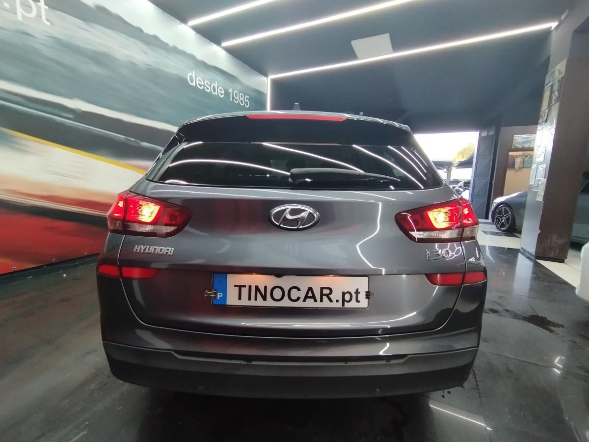 hyundai-i30-sw-2019-diesel-1598cc