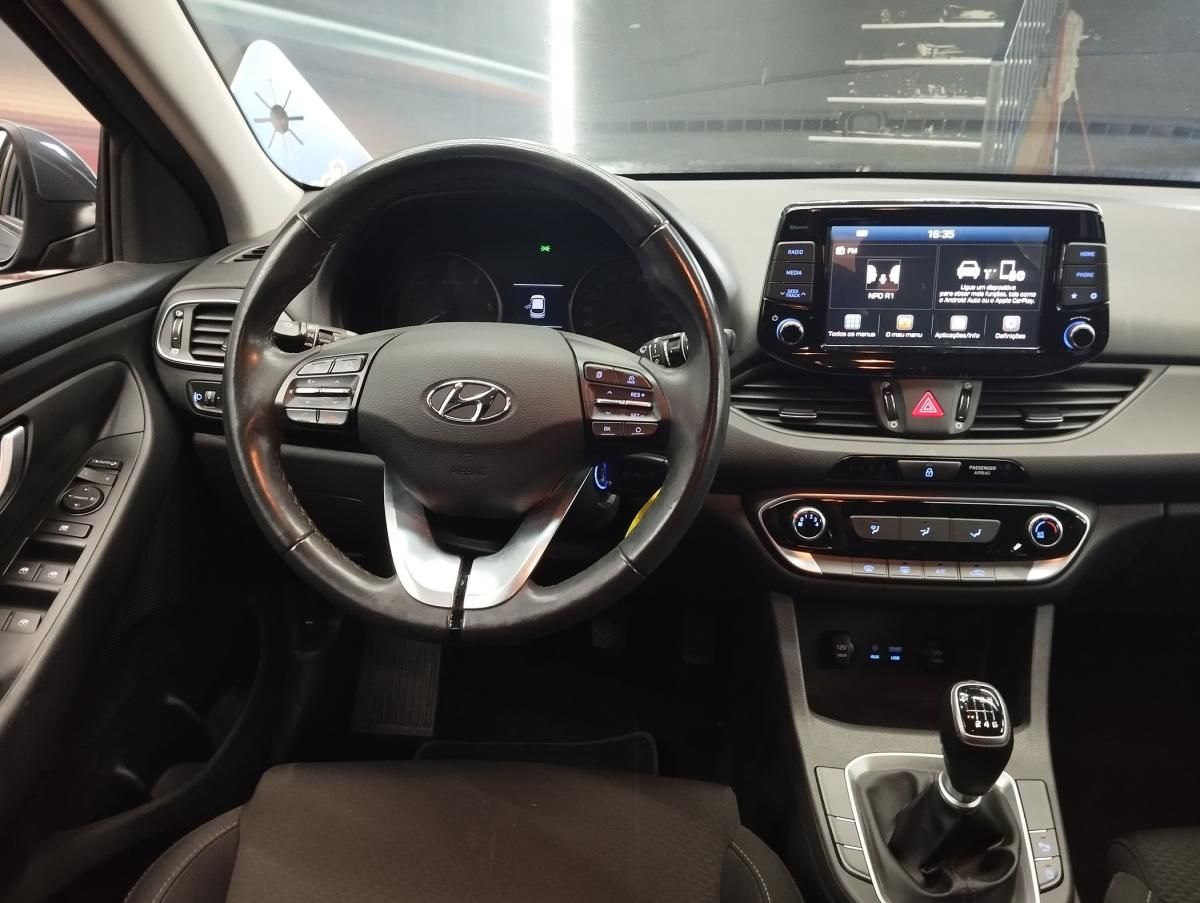 hyundai-i30-sw-2019-diesel-1598cc