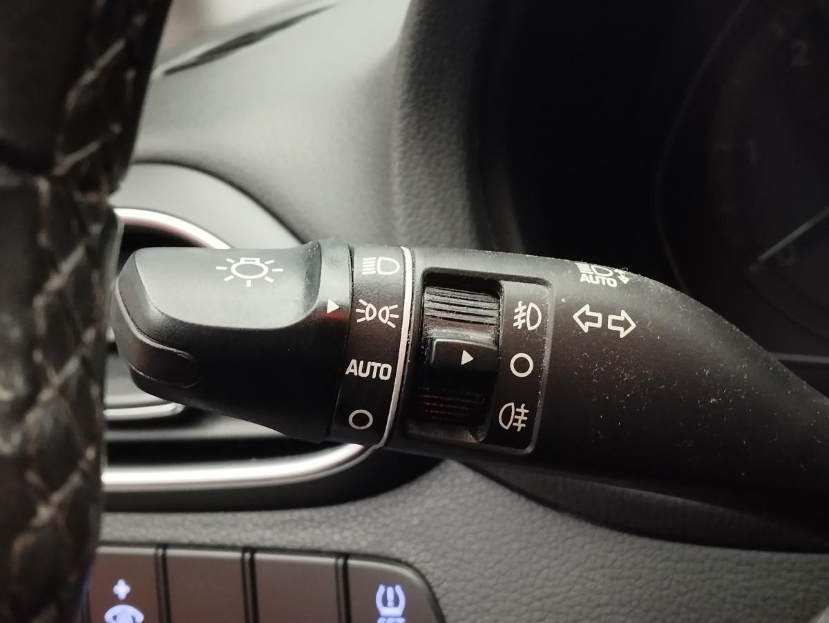 hyundai-i30-sw-2019-diesel-1598cc