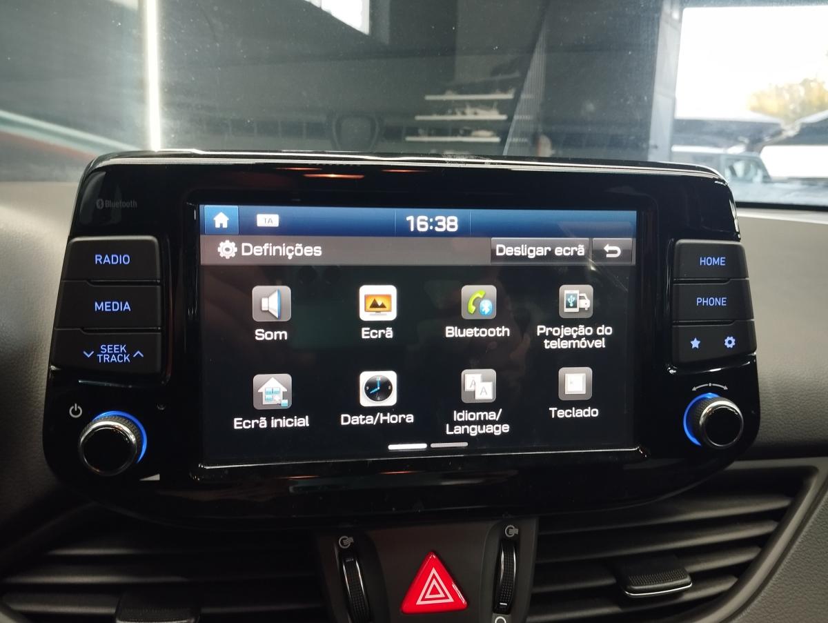 hyundai-i30-sw-2019-diesel-1598cc