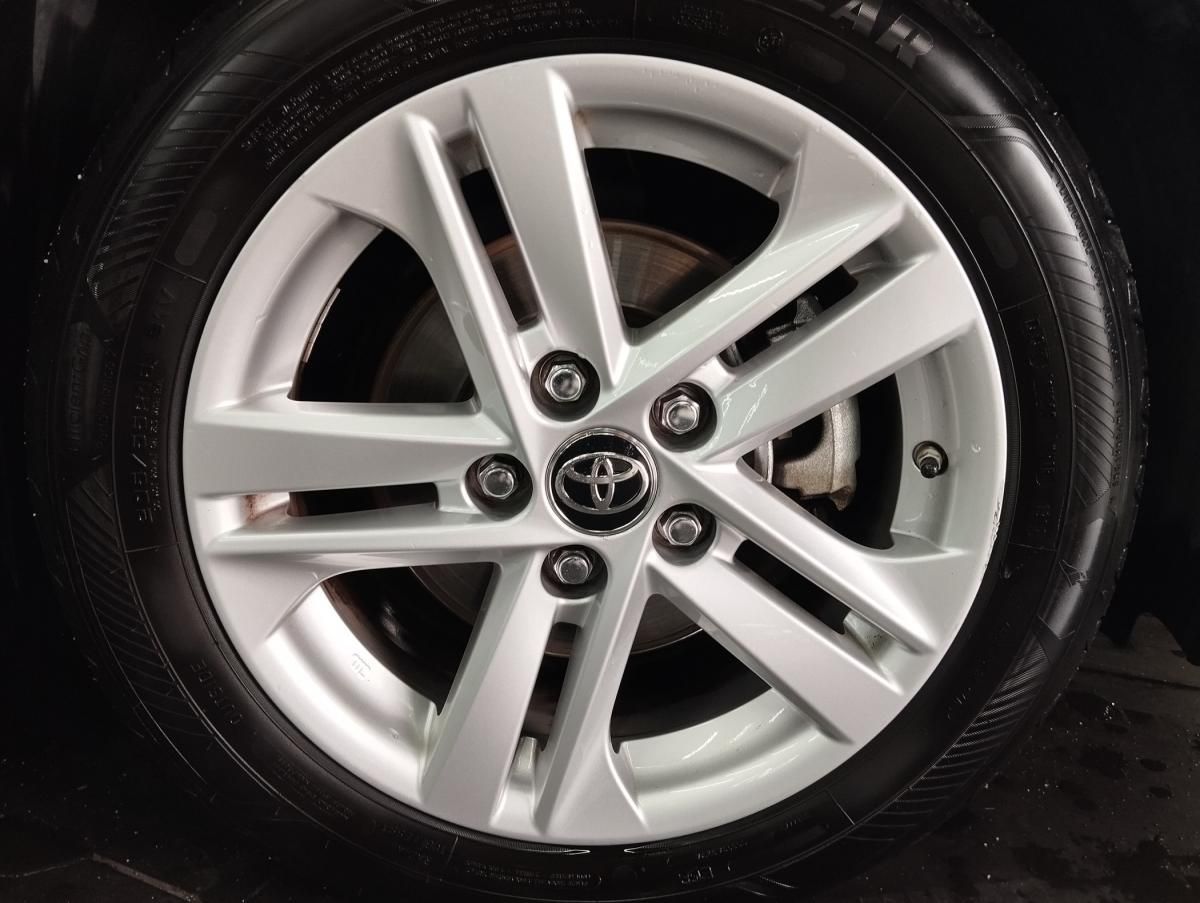 toyota-corolla-2022-hibrido-a-gasolina-1798cc