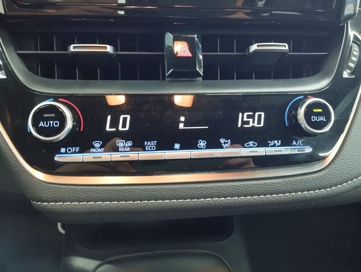 toyota-corolla-2022-hibrido-a-gasolina-1798cc