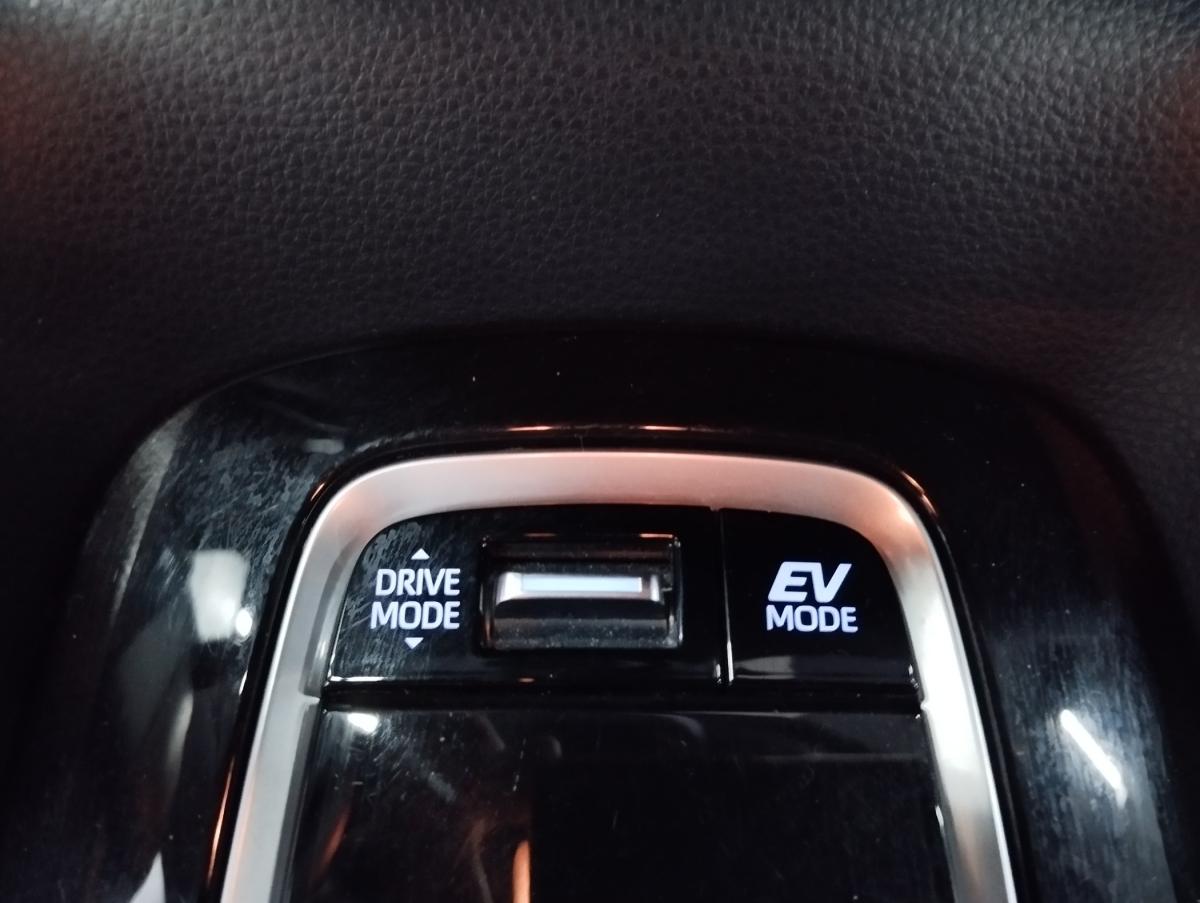 toyota-corolla-2022-hibrido-a-gasolina-1798cc