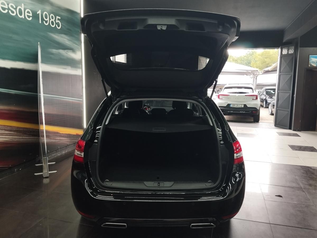 peugeot-308-sw-2017-diesel-1560cc