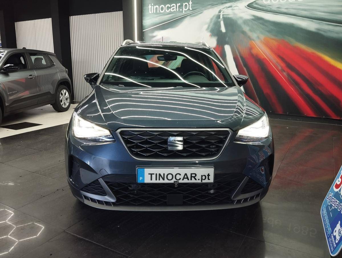 seat-arona-2023-gasolina-999cc