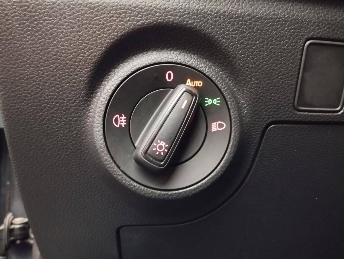 seat-arona-2023-gasolina-999cc