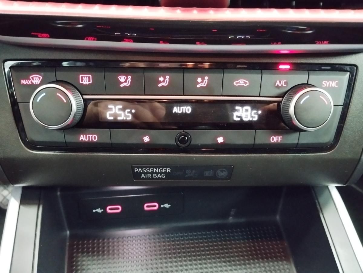 seat-arona-2023-gasolina-999cc
