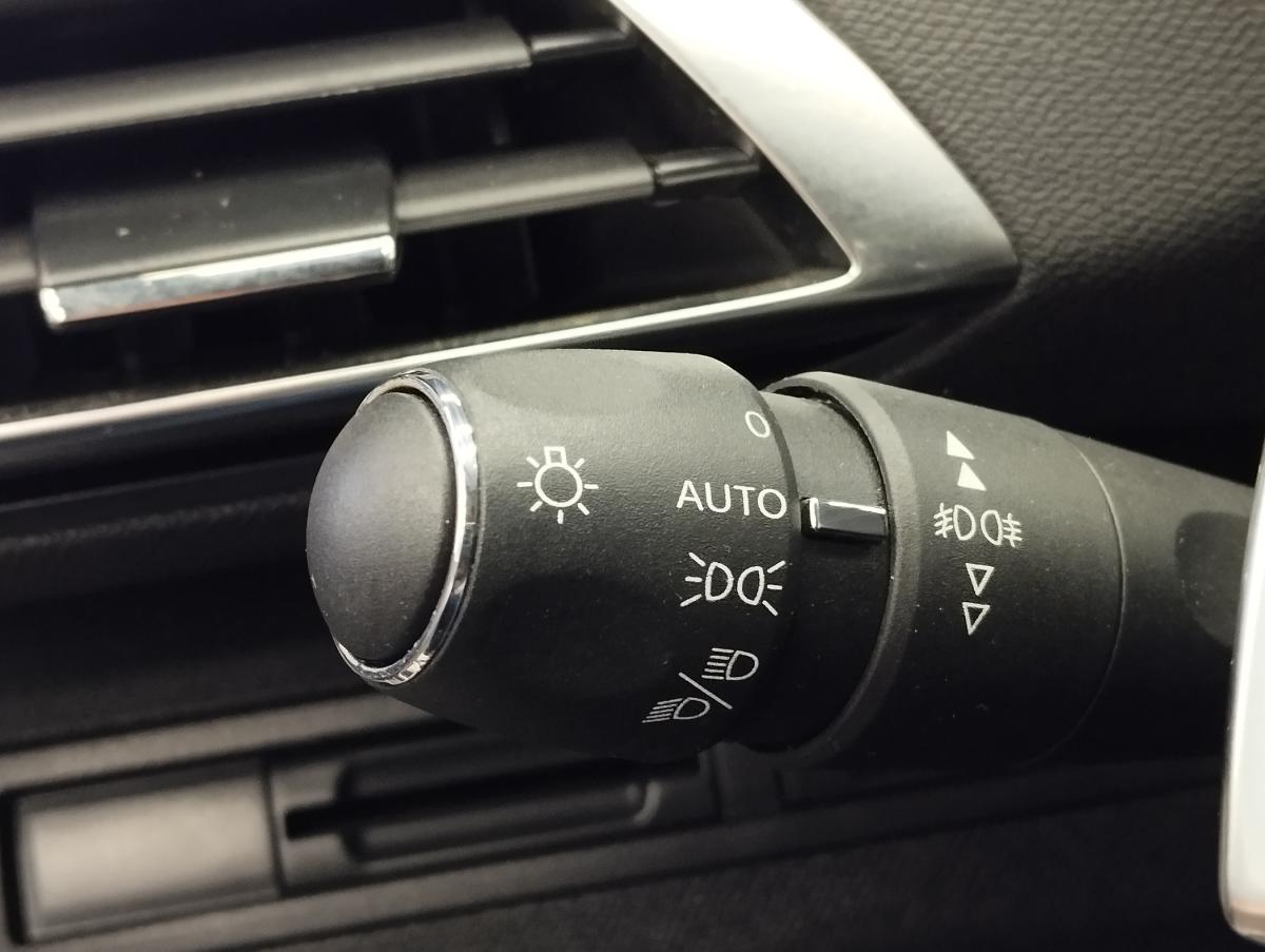 peugeot-3008-2020-diesel-1499cc