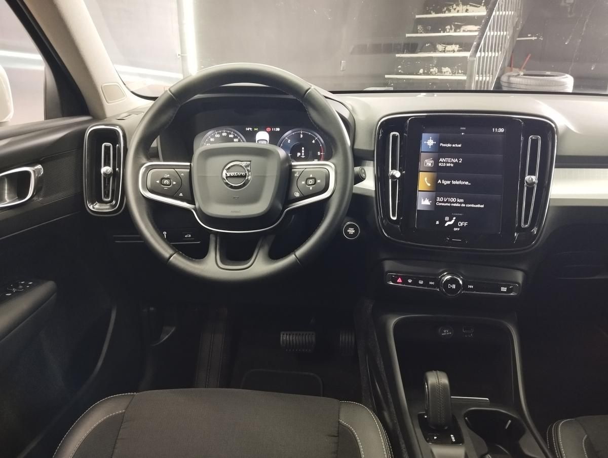 volvo-xc40-2019-diesel-1969cc
