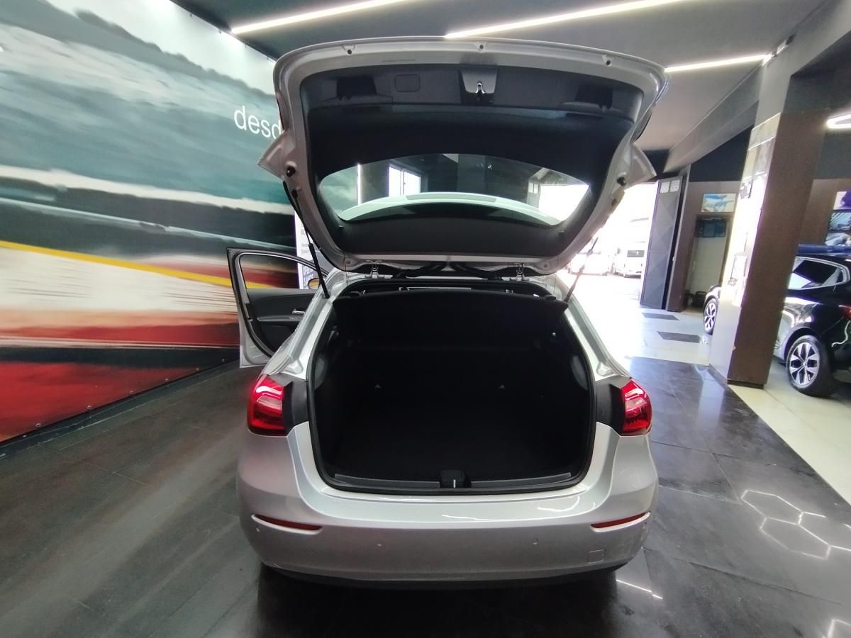 mercedes-benz-classe-a-2022-gasolina-1332cc