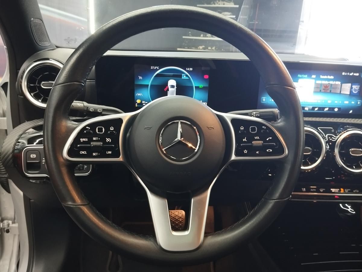 mercedes-benz-classe-a-2022-gasolina-1332cc