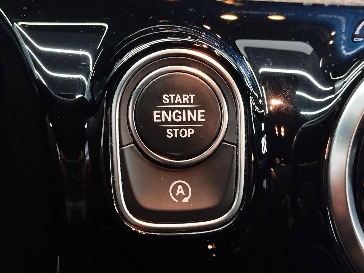 mercedes-benz-classe-a-2022-gasolina-1332cc