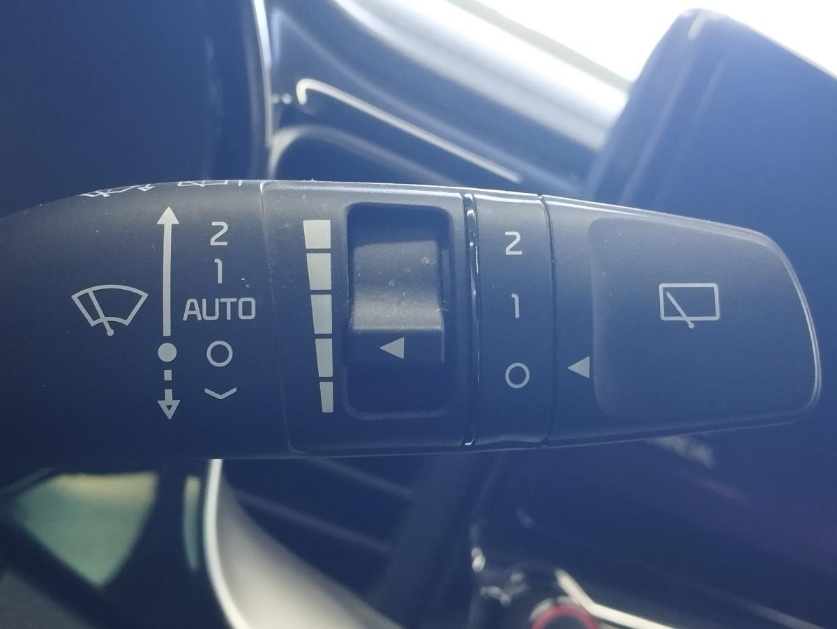 kia-xceed-2022-hibrido-a-gasolina-1580cc