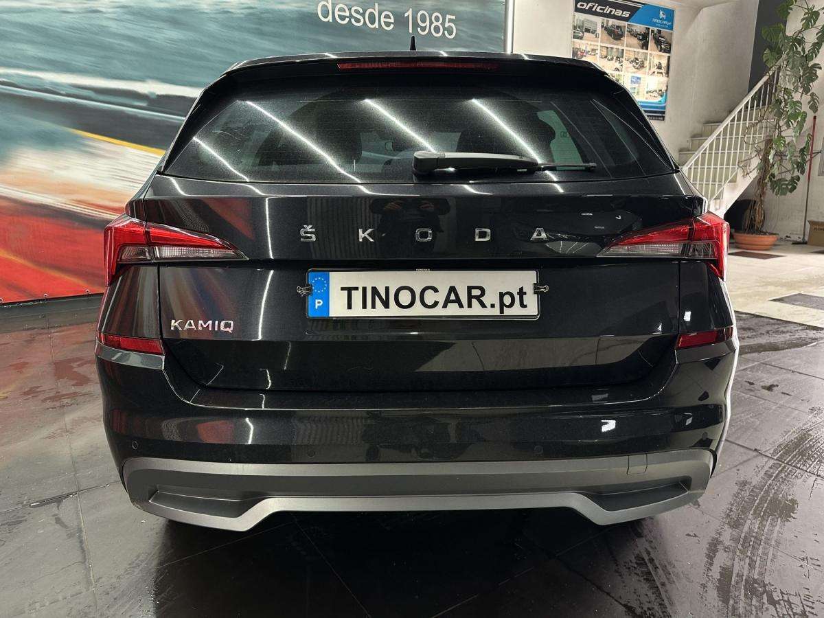 skoda-kamiq-2023-gasolina-999cc