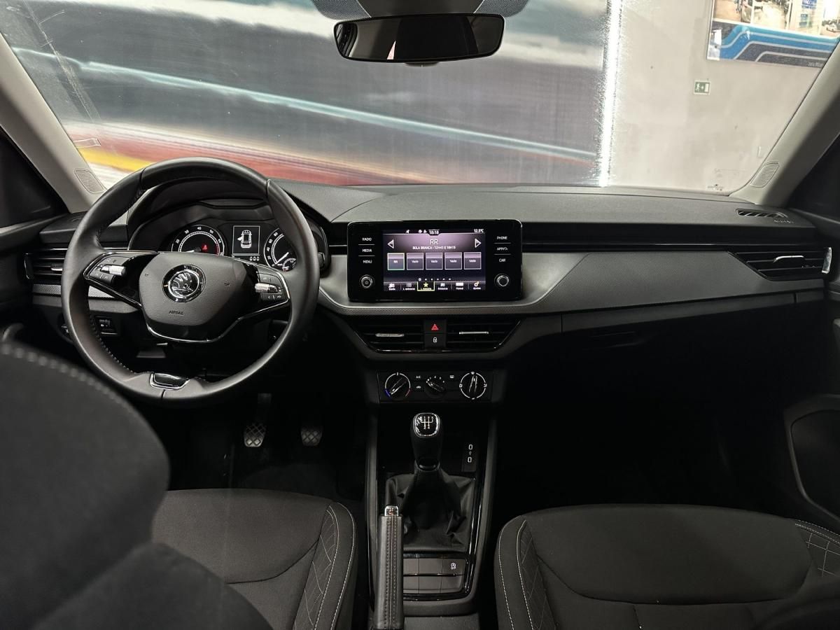 skoda-kamiq-2023-gasolina-999cc