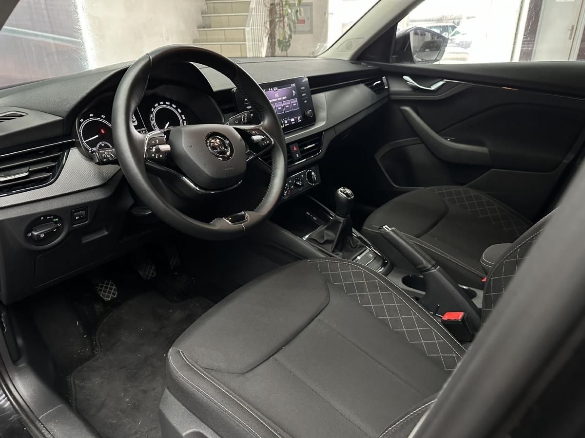 skoda-kamiq-2023-gasolina-999cc