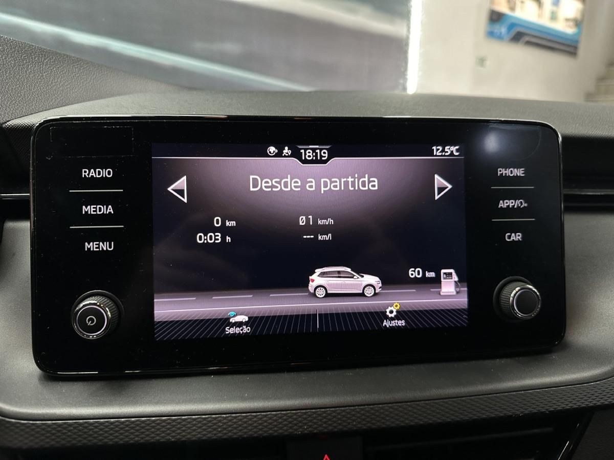 skoda-kamiq-2023-gasolina-999cc