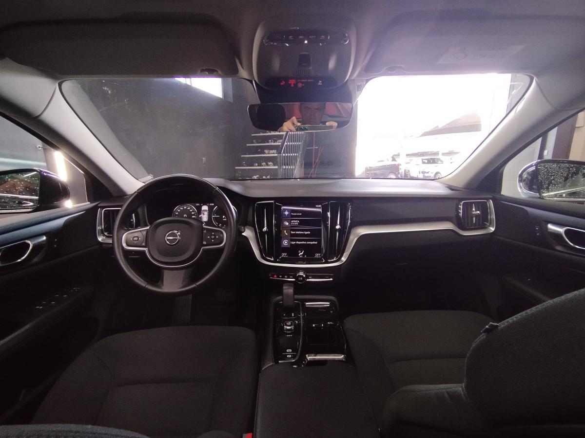 volvo-v60-2022-hibrido-a-gasolina-1969cc