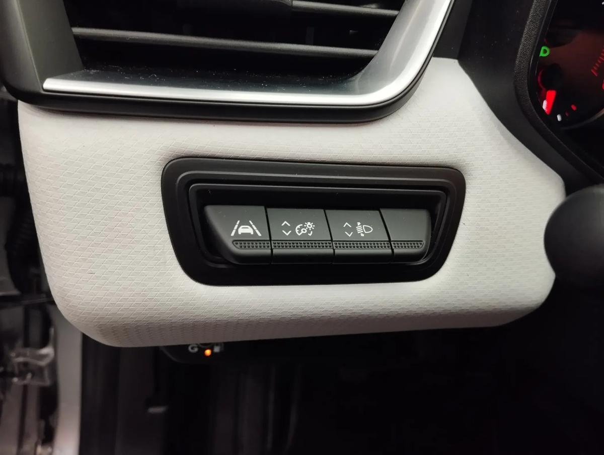 renault-clio-2023-gpl-999cc