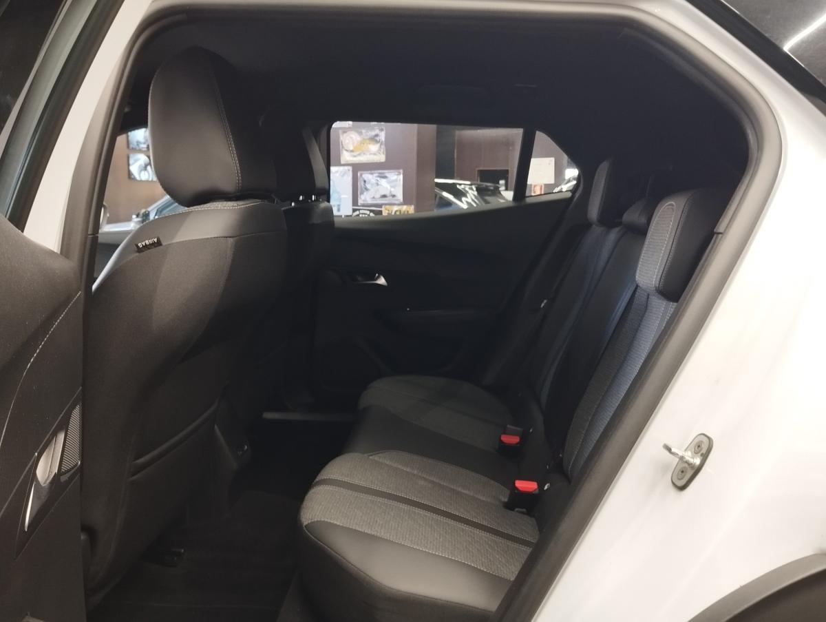 peugeot-2008-2024-gasolina-1199cc