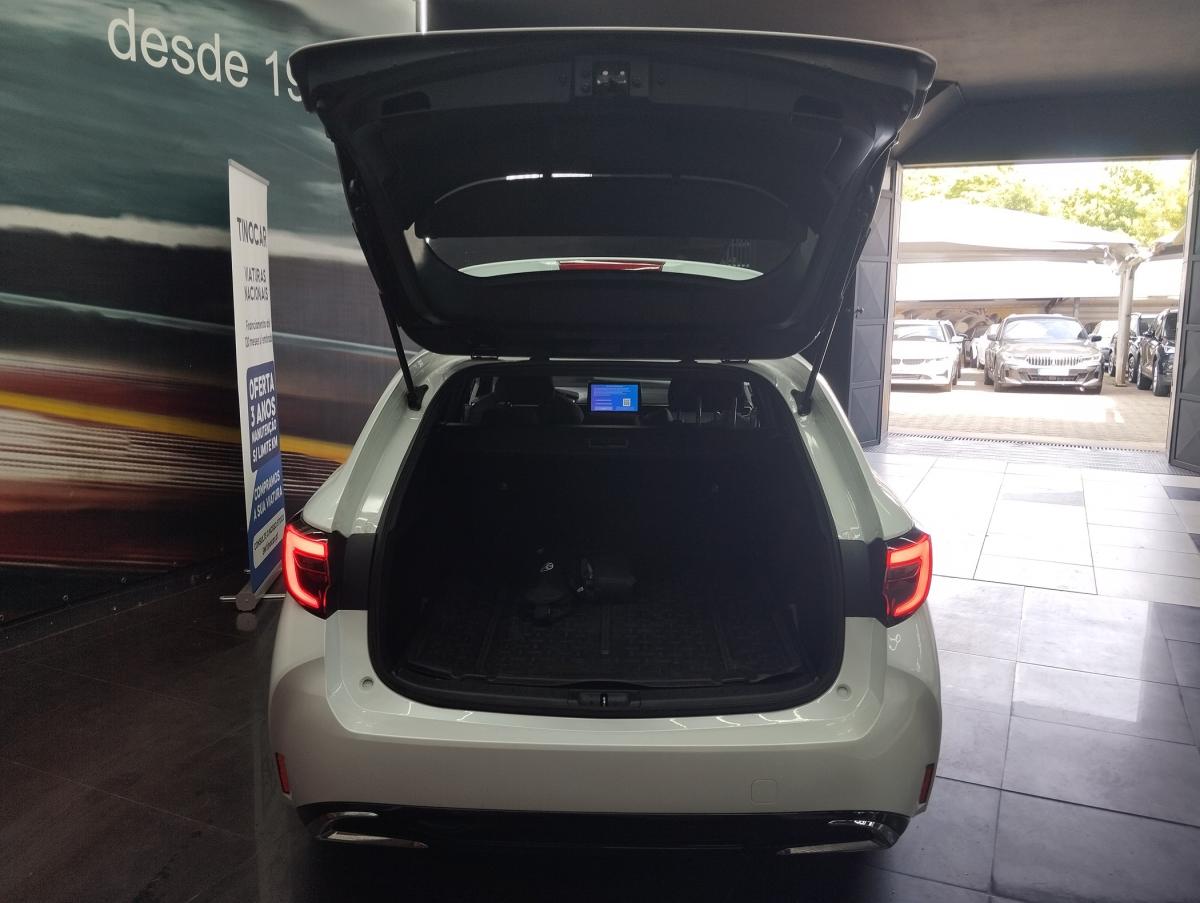 toyota-corolla-2023-hibrido-a-gasolina-1798cc