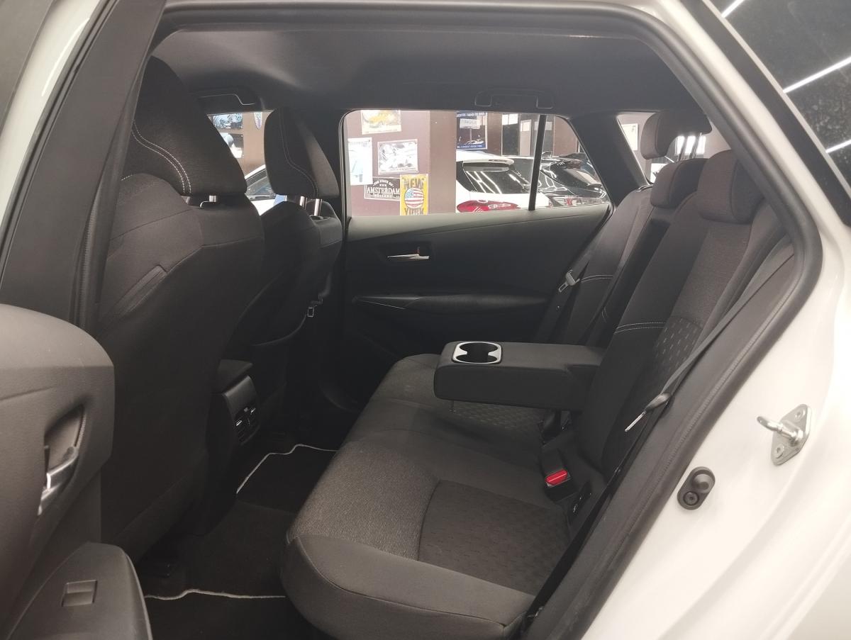 toyota-corolla-2023-hibrido-a-gasolina-1798cc