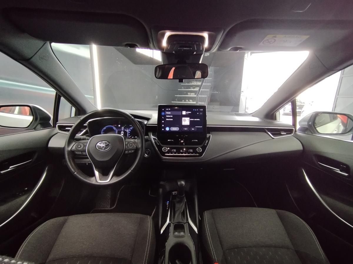 toyota-corolla-2023-hibrido-a-gasolina-1798cc